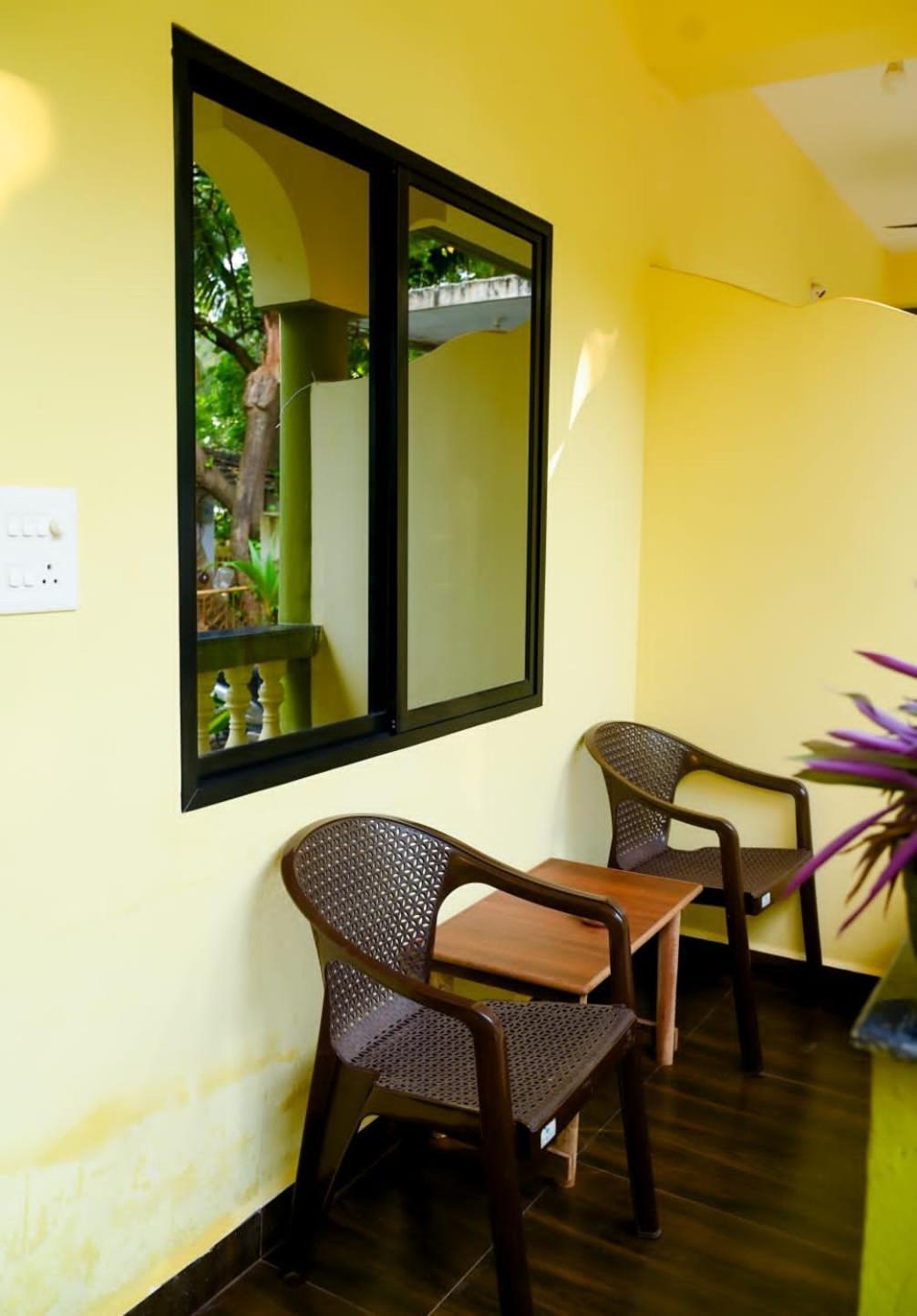 One Love Guest House Morjim Dış mekan fotoğraf