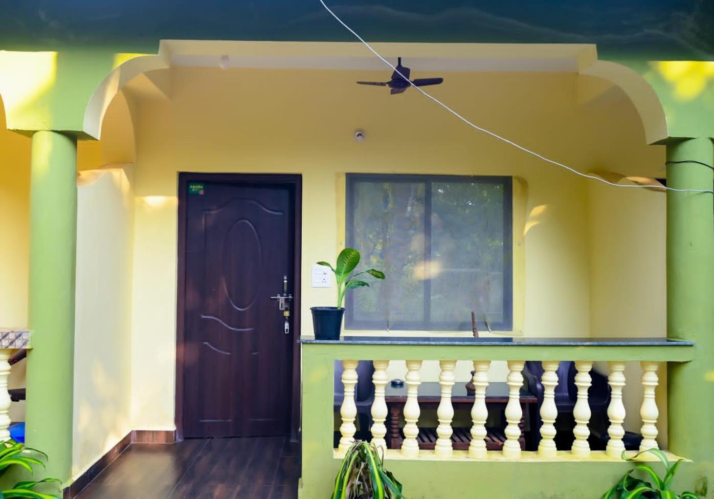 One Love Guest House Morjim Dış mekan fotoğraf
