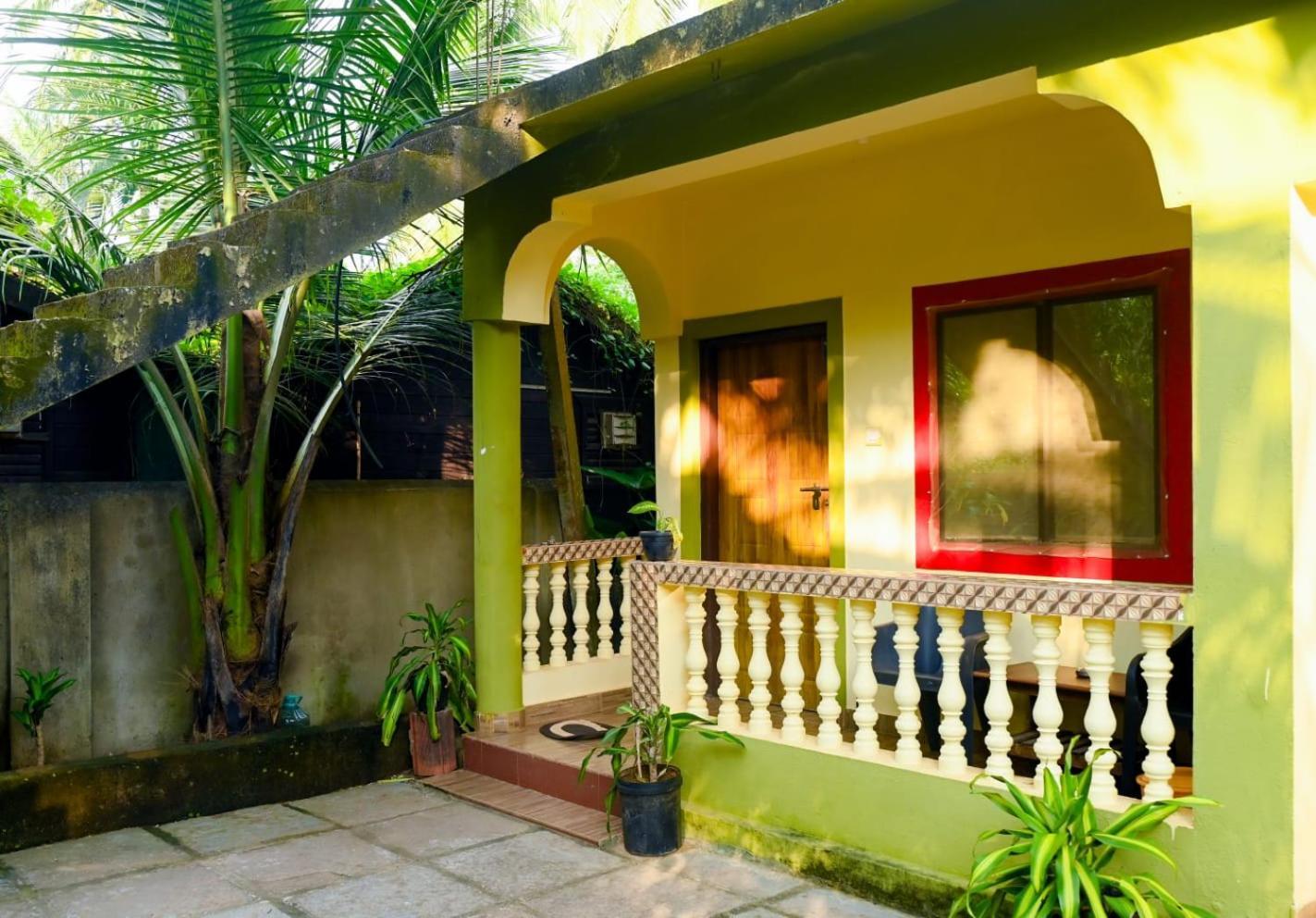 One Love Guest House Morjim Dış mekan fotoğraf